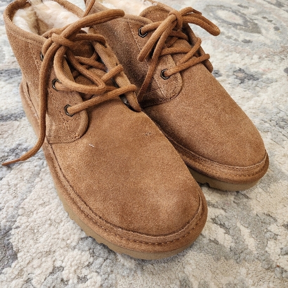 UGG Women's Brown Ankle Boots - Picture 10 of 16